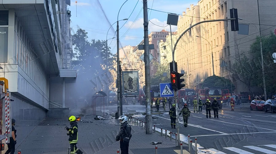 Russian strike on Dobrobut medical centre in Kyiv injures seven, including six staff members