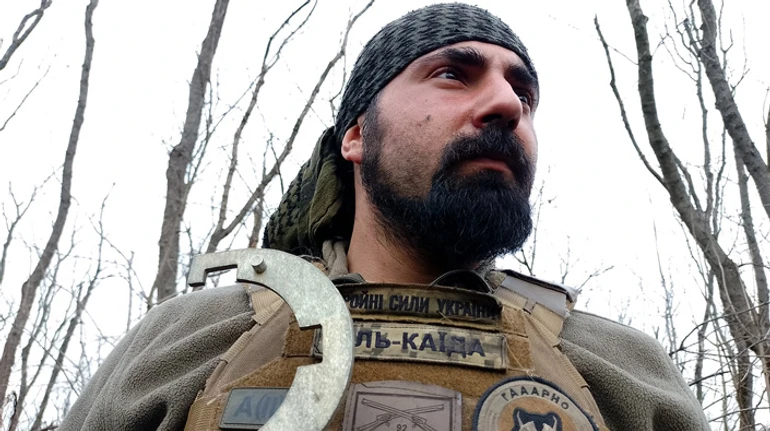 Кажуть, в Києві справжня війна. Як добре, що я не там. Один день у посадці з Аль Каїдою – сапером батальйону Ахіллес