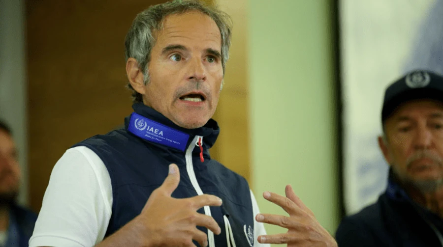 Очільник МАГАТЕ зустрінеться з Зеленським після переговорів з Путіним