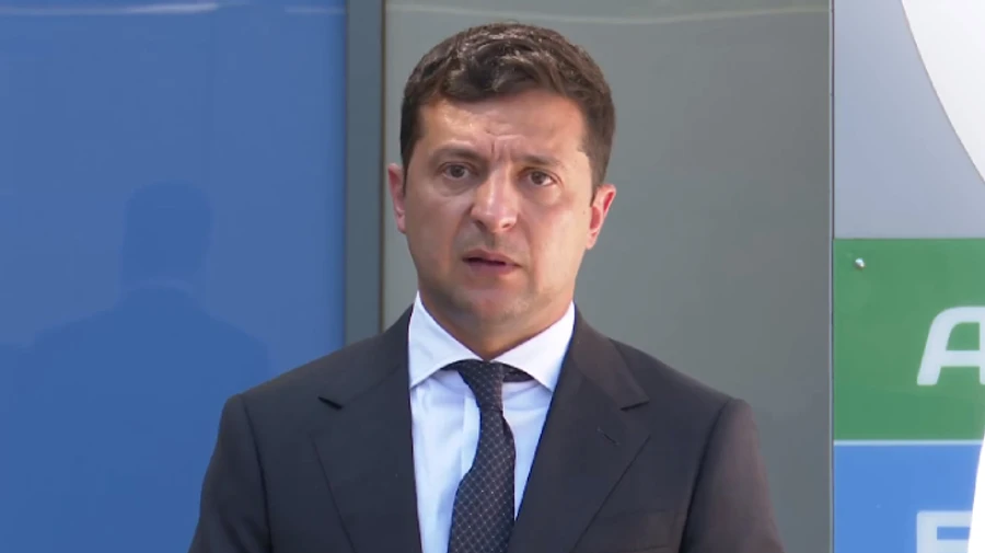 Зеленский рассматривает Кравчука и Резникова на замену Кучме в ТКГ