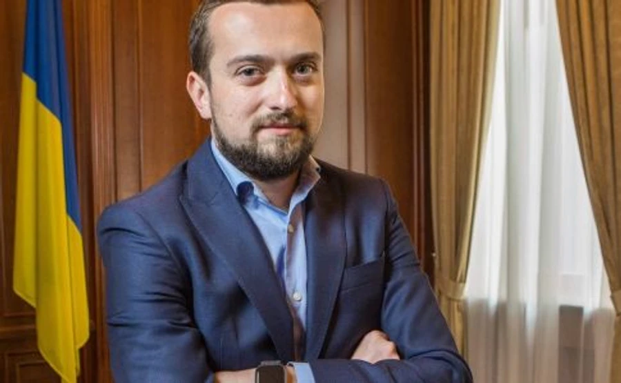 Украина на этой неделе ждет 7 самолетов с масками и другими спецсредствами