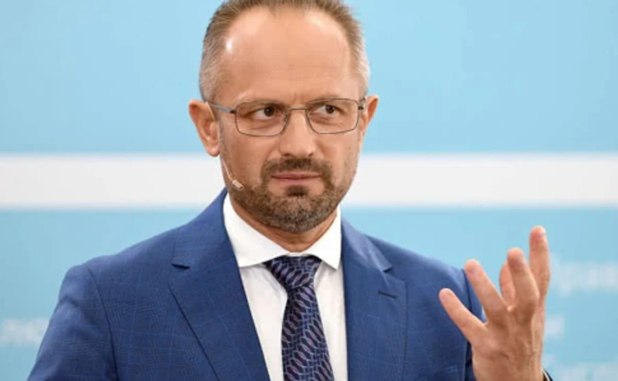 К Гриценко должен был присоединиться известный политик, но взял паузу