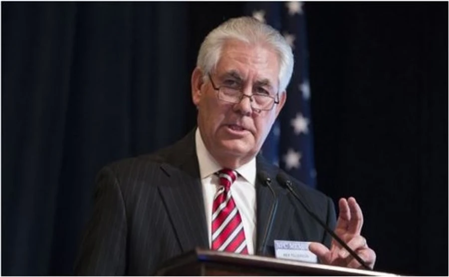 Тиллерсон призвал РФ вернуться в СЦКК и уменьшить уровень насилия на Донбассе