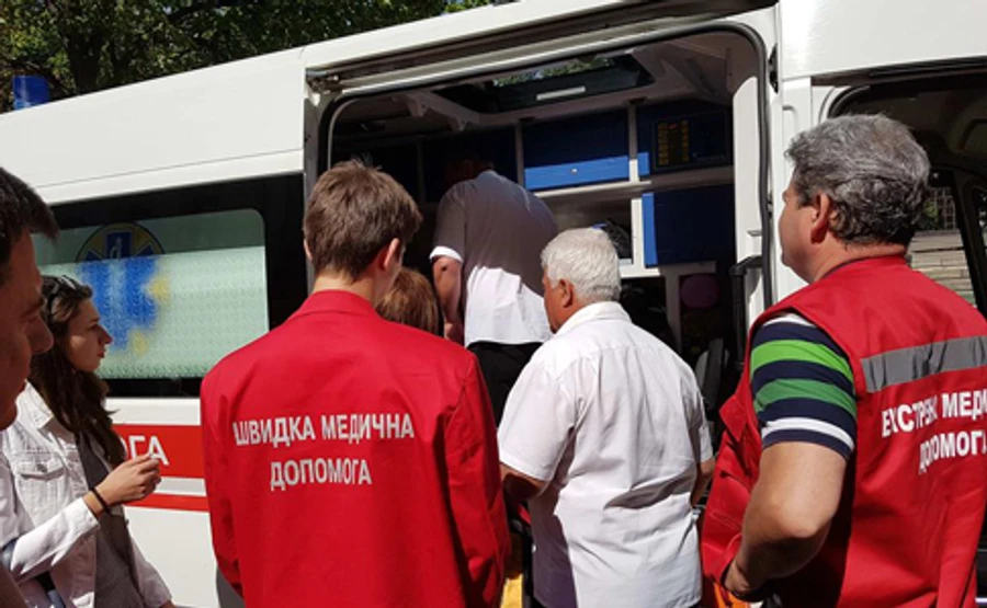 Сміттєве голодування під АП: Сироїд госпіталізовано