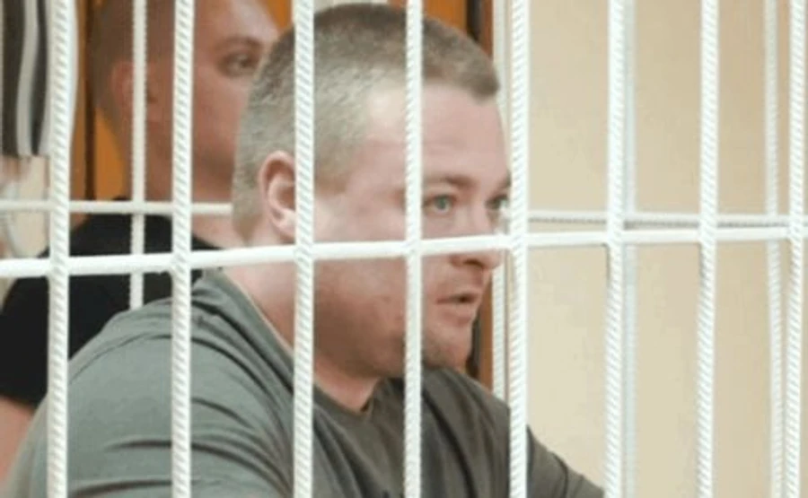 Підозрюваному у вбивстві 3 активістів екс-беркутівцю призначили домашній арешт