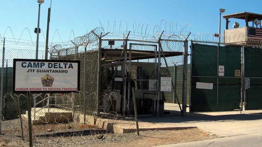 У Трампа тайно отправят в Гуантанамо тысячи мигрантов, включая украинцев – WP