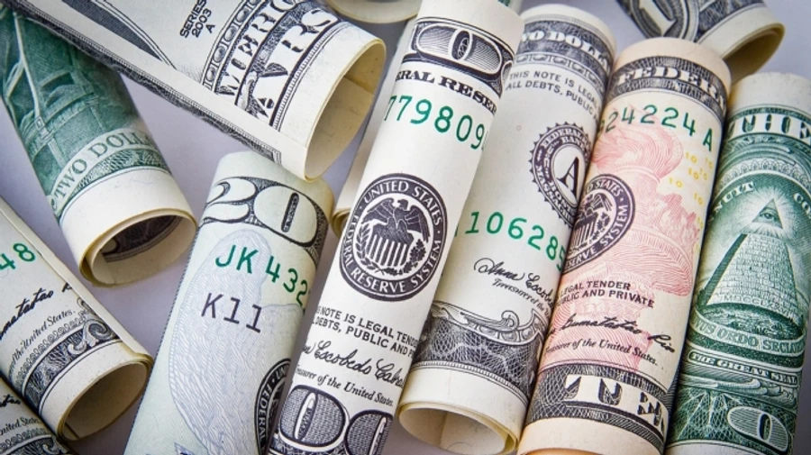 Радники Трампа розробляють санкції проти країн БРІКС за відмову від долара