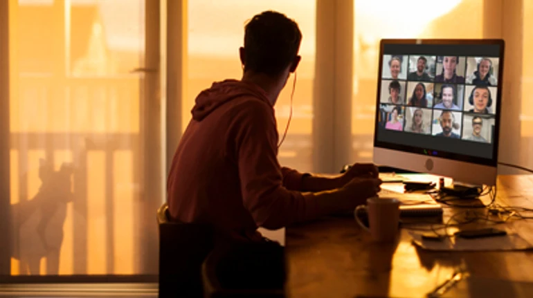 Несмотря на большую производительность работы дома, ИТ-компании возвращают специалистов в офисы. Что происходит?