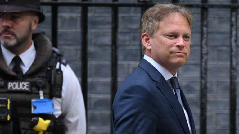 Министр, приютивший семью из Украины: кто такой Грант Шаппс, новый глава Минобороны Британии