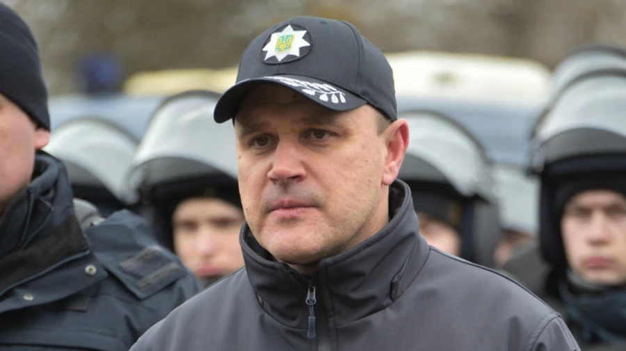 Защищаем, а не паникуем!: полицию перевели в спецрежим