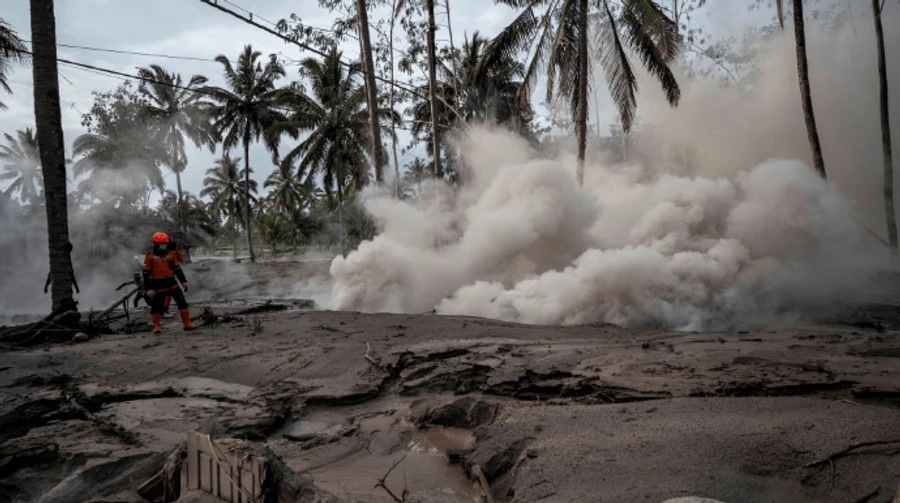 Через виверження вулкана в Індонезії загинули 13 людей