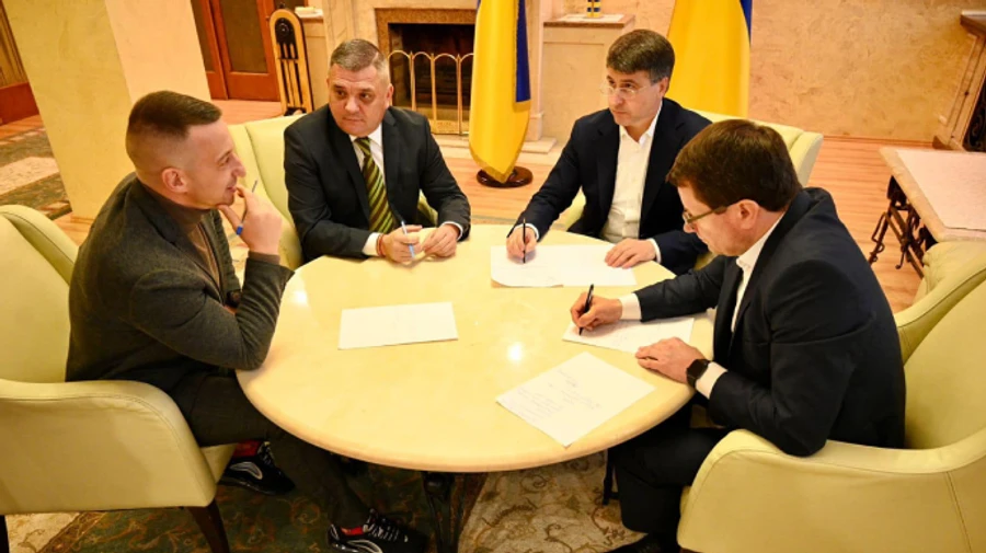 Глава Закарпатської ОДА написав заяву про звільнення