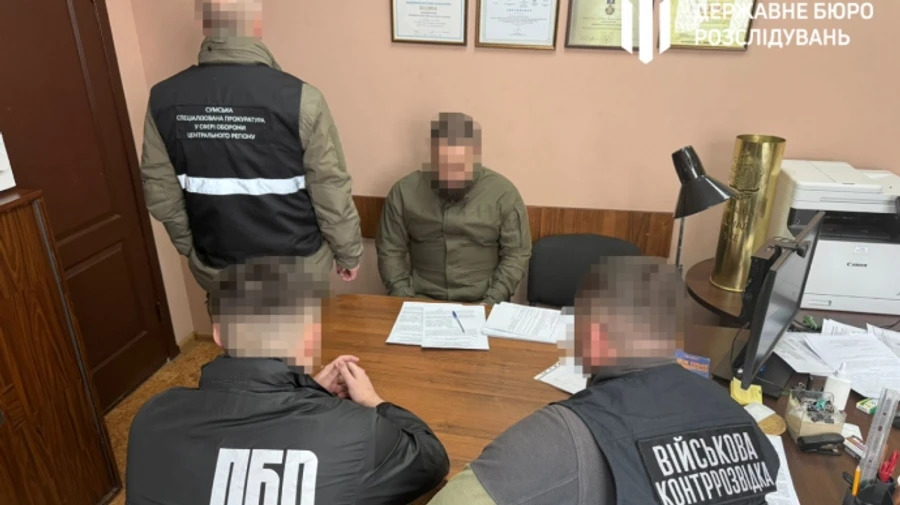 ГБР: Боец-игроман продал приборы ночного видения и спустил деньги в онлайн-казино