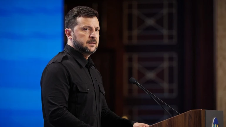 Majority of Ukrainians believe Zelenskyy should not run for second term – survey