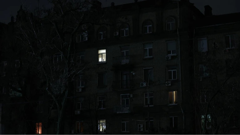 У Луцьку є перебої в електро- та водопостачанні після російської атаки
