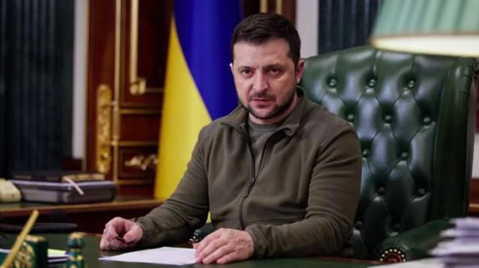 Зеленский ввел санкции против Азарова, Табачника, Царева и 37 юрлиц