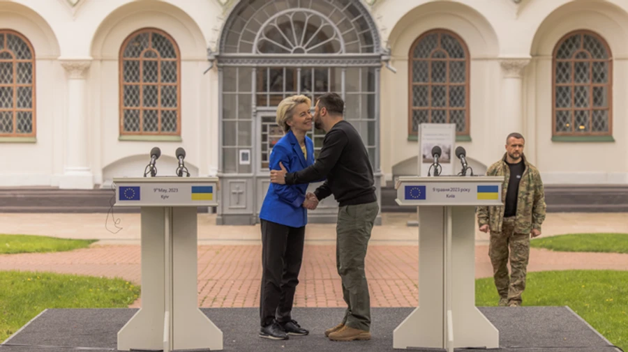 Зеленський: ЄС готовий надати Україні мільйон артснарядів