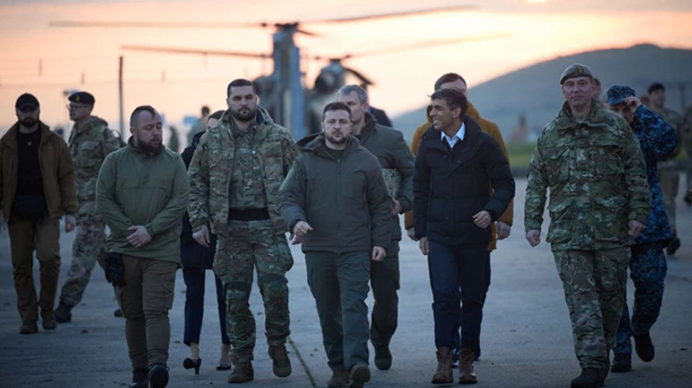 Зеленский: Давайте сделаем так, чтобы россияне сидели и думали, когда начнется украинское наступление