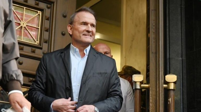 Суд обрав Медведчуку новий запобіжний захід, вже без арешту