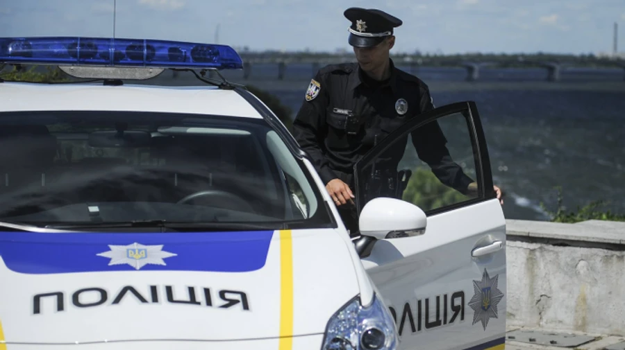 П'яний водій тікав від патрульних і протаранив їхнє авто: троє травмованих