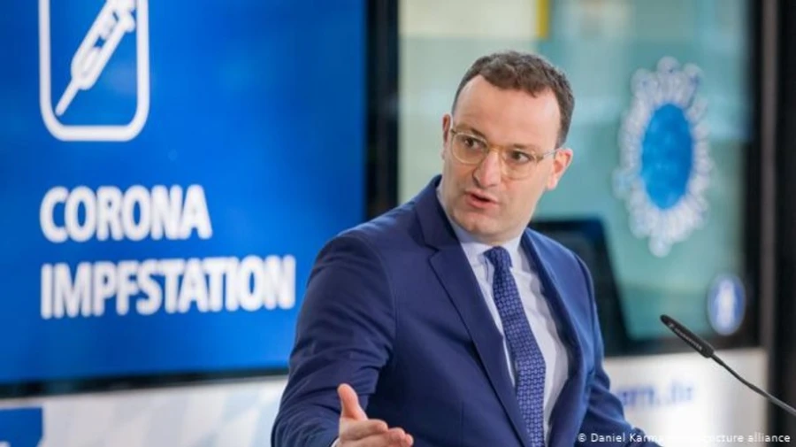 Глава Минздрава Германии призвал к жесткому локдауну на две недели