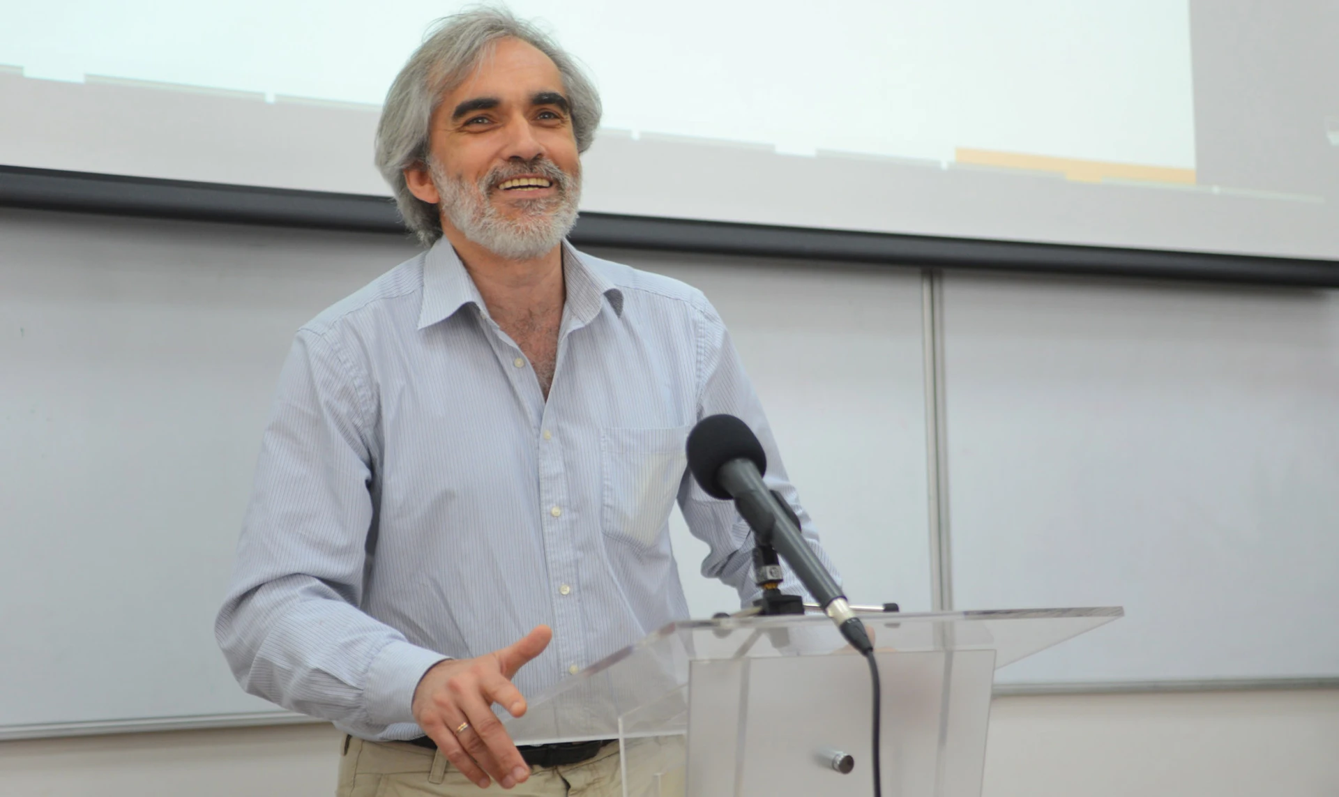 Историк Ярослав Грицак: Революция Зеленского ─ это третий Майдан, который хакнули