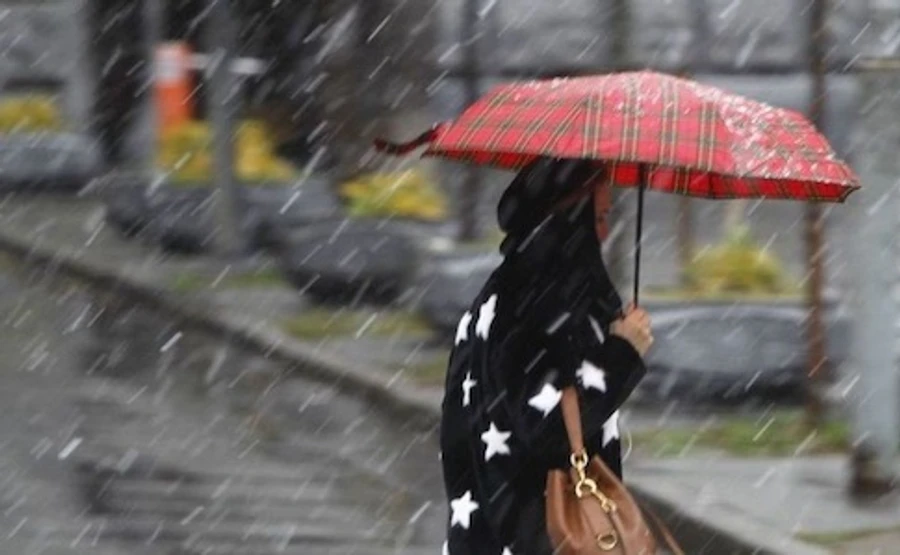 Погода в последний день года: пол Украины будет с мокрым снегом и дождем