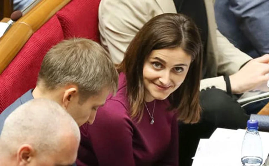 Доживемся до Бей жидов: слуга народа объяснила, что значит приглушить свободу слова