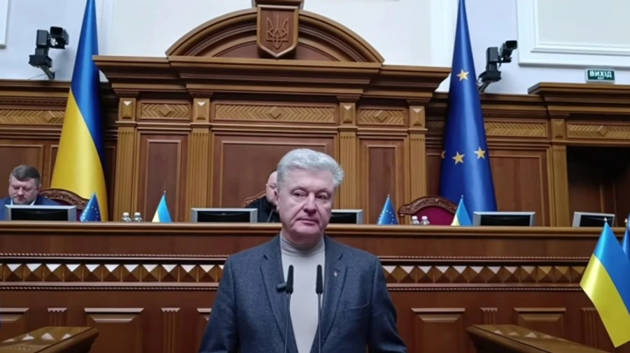 Порошенко: ЕС не ставит под сомнение легитимность Зеленского и приостанавливает блокирование Рады