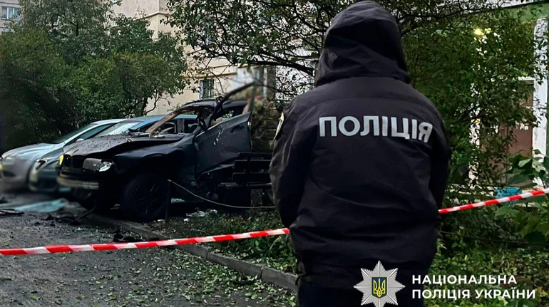 В Киеве взорвался BMW: устройство заложили под сиденье автомобиля