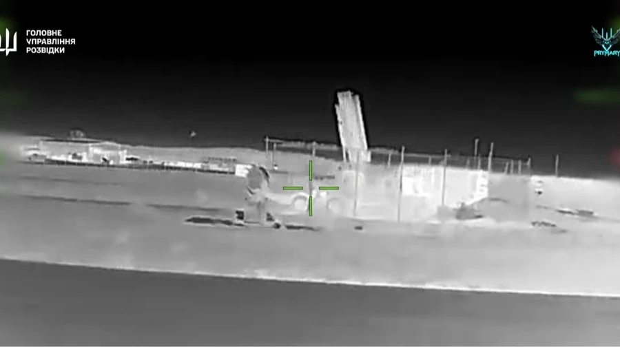 Ukrainian intelligence destroys high-value Russian radar systems in Crimea – video