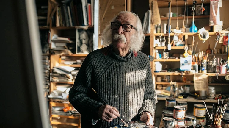 В Киеве полиция расследует дело о присвоении произведений художника Ивана Марчука