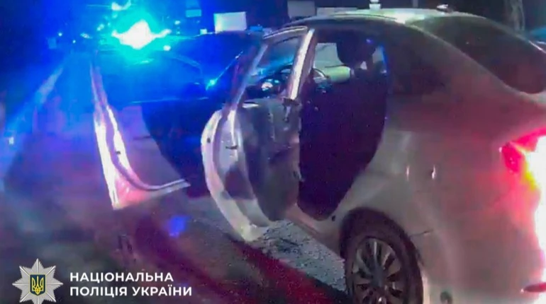 Взяв бабусин Ford і тікав від поліції: у Києві неповнолітній напідпитку влаштував перегони