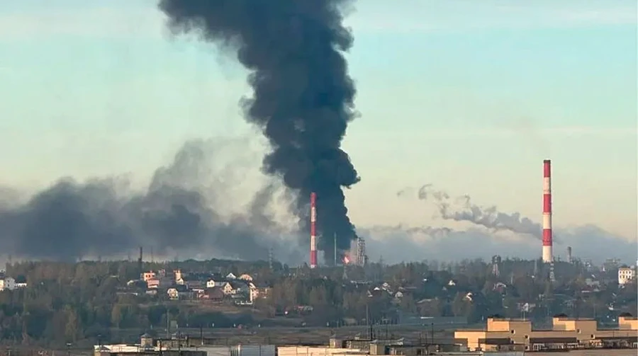 Drones hit one of Russia's largest refineries and Baltic ports