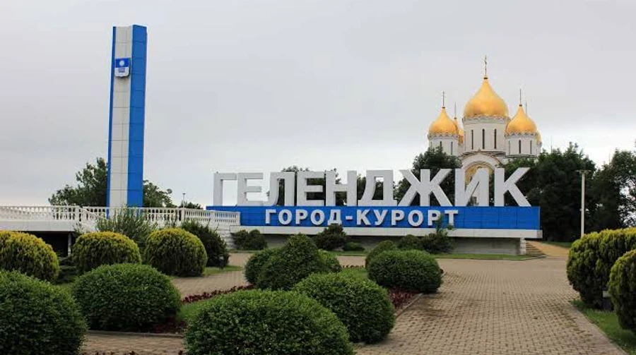 Russia's Gelendzhik and Novorossiysk lose power amid Ukrainian drone threat