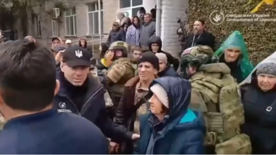 Жители Олешек уже отправились на территорию РФ, откуда вылетят в Беларусь