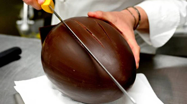 Шоколадки дорожают и уменьшаются. Почему в мире не хватает какао?