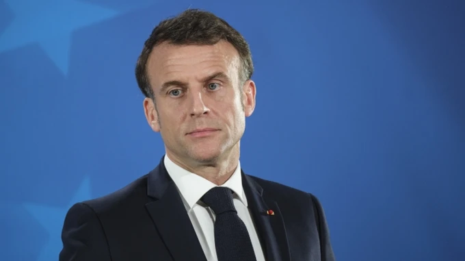 Macron promises new sanctions if Russia refuses to agree to ceasefire