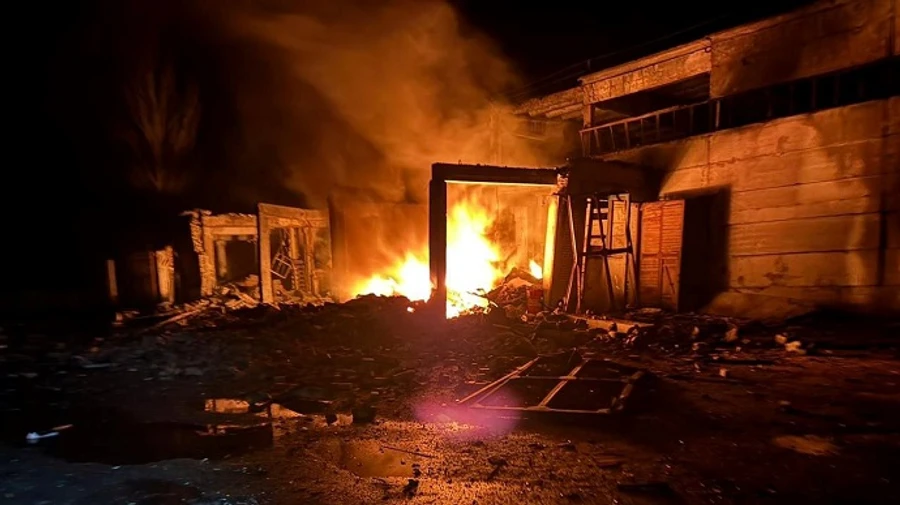 Враг атаковал Покровск: возникли пожары, есть пострадавшие