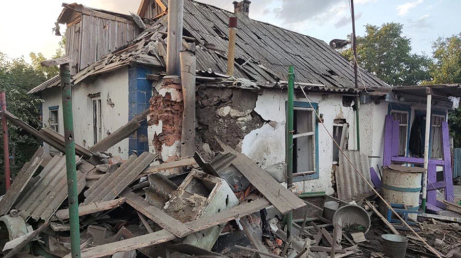 Russians launch over 400 projectiles at Kherson Oblast killing 2 people in one day