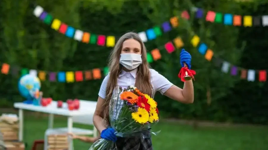 В оккупированном Крыму отменили последний звонок почти для всех школьников