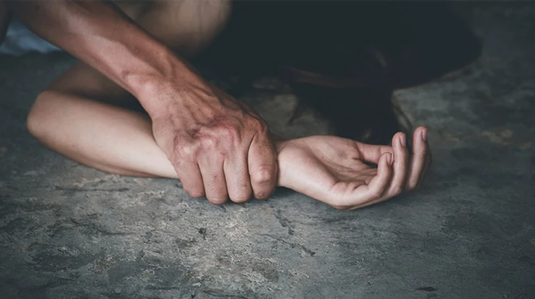 Групове зґвалтування дівчинки на Закарпатті: що не так з вироком та які шанси на справедливість