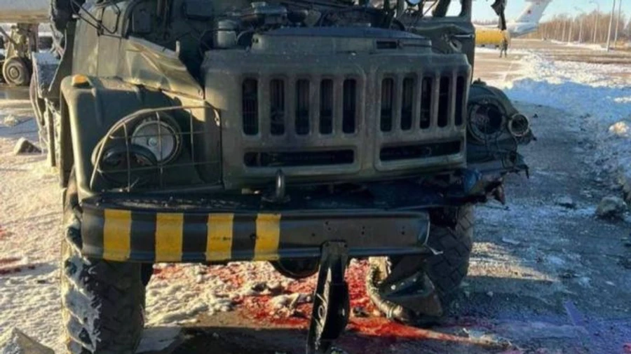 Воздушные силы ВСУ опубликовали фото последствий удара по аэродрому РФ в Рязанской области