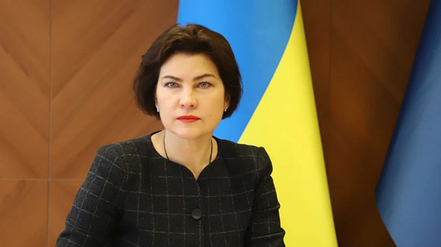 Судей ОАСК не отстранили после скандала: Венедиктова неделю не отвечает следствию