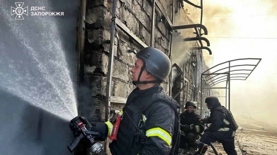 Росіяни вдарили по Запоріжжю: 17 постраждалих, один поранений помер 