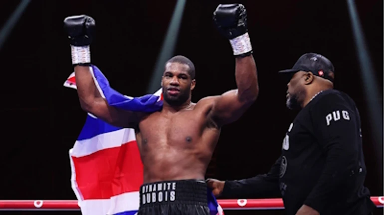 Динаміт, що вибухає в рингу: Who are you, Daniel Dubois?