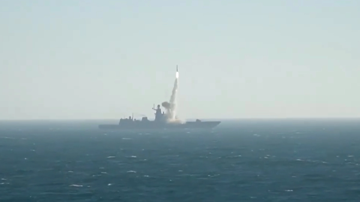 Russia launches Zircon hypersonic missile during exercises in Barents ...