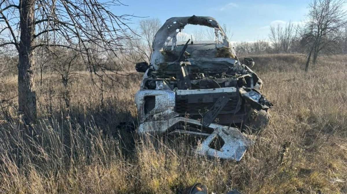 Russian FPV strike hits police car near Kharkiv, officer killed