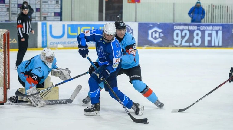 Сокіл розгромив знекровлений Шторм у третьому матчі півфіналу чемпіонату України з хокею