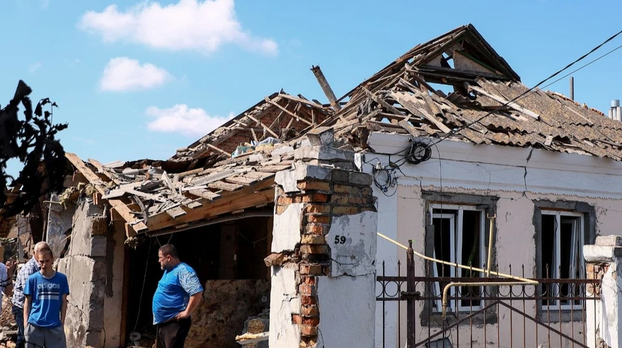 Росіяни атакували Миколаїв: постраждали дорослі та 10-річна дитина